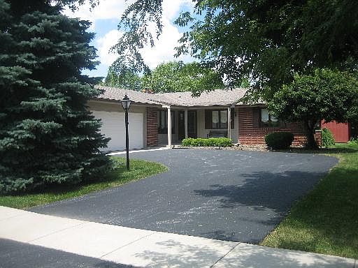 1st image of 69 W Peiffer Ave