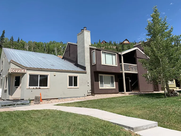 356 S Highway 143 #C-3 — Photo 1