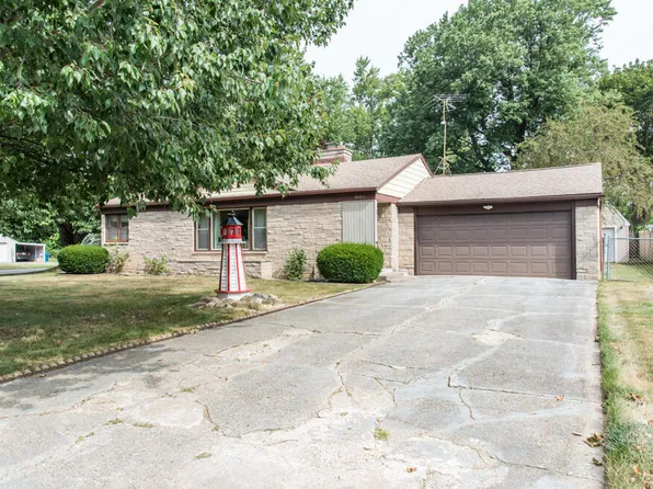 1805 Golfview Ave, Kalamazoo, MI 49001