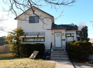 104 Pearl St, Manistique, MI 49854