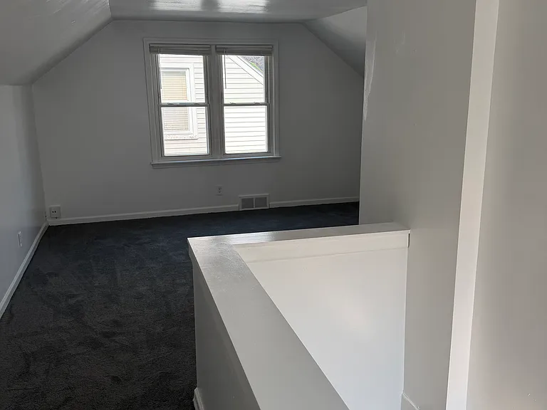 28537 Barton St — Photo 15