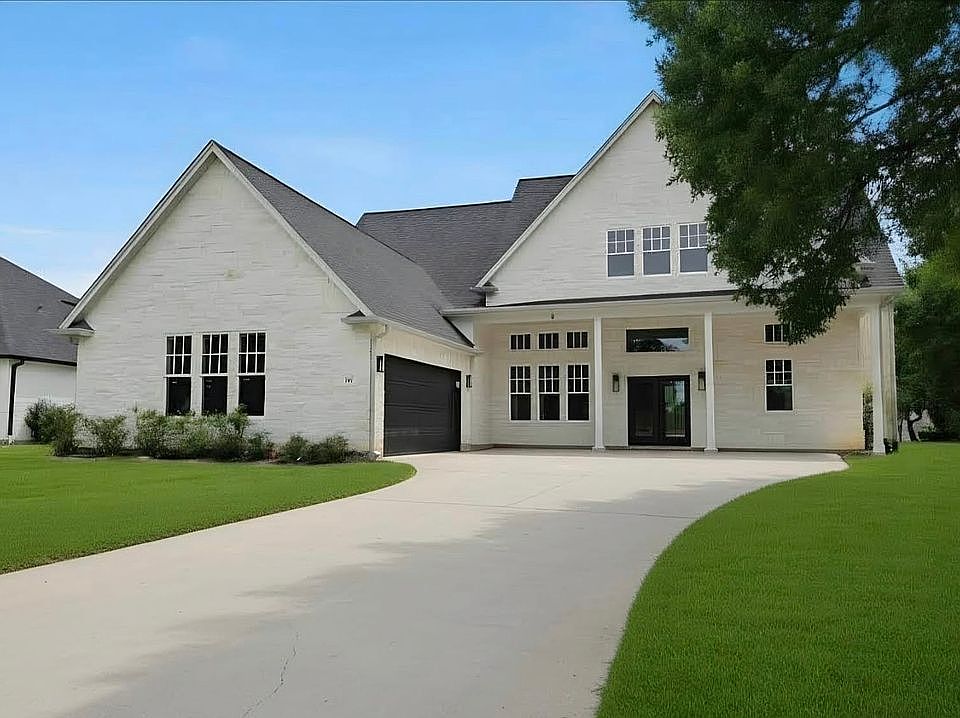 1st image of 83 Bent Tree Ln