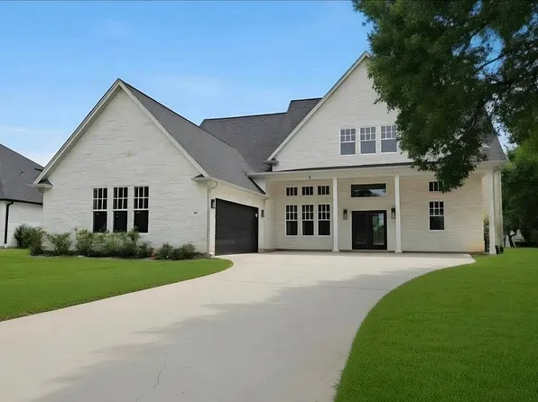83 Bent Tree Ln, Montgomery, TX 77356
