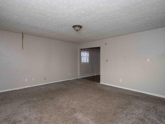 4th image of 1269 Dale Dr