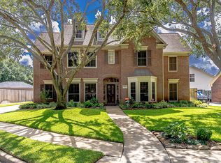 3211 Beachwater Dr, Katy, TX 77450