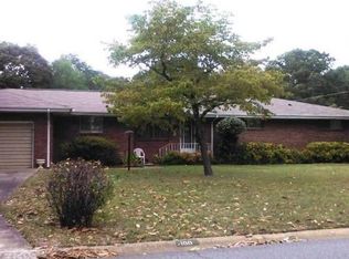 100 Tanglewood Dr, Warner Robins, GA 31093