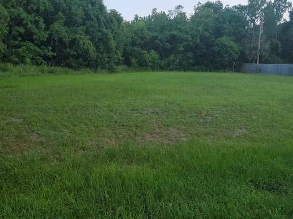 16818 Patricia Dr, Gulf Shores, AL 36542