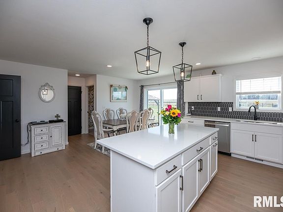 4th image of 4010 W Fiona Way