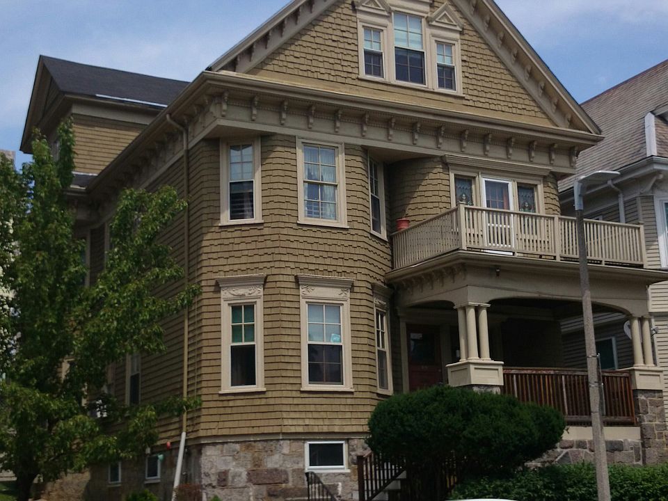 2nd image of 49 Fenwood Rd
