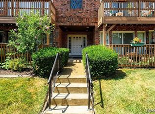 4298 Chateau De Ville Dr APT A, Saint Louis, MO 63129