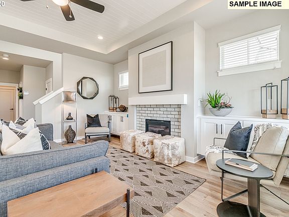 5th image of 6243 SE Polyantha St #304