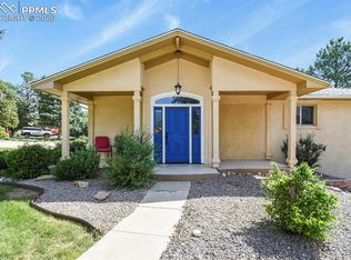 23 Crescent Ln, Colorado Springs, CO 80904