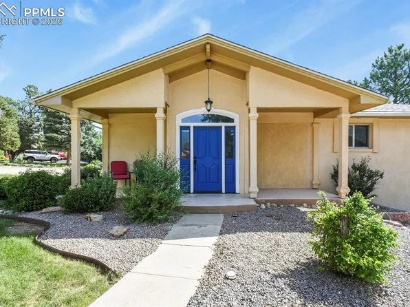 23 Crescent Ln, Colorado Springs, CO 80904