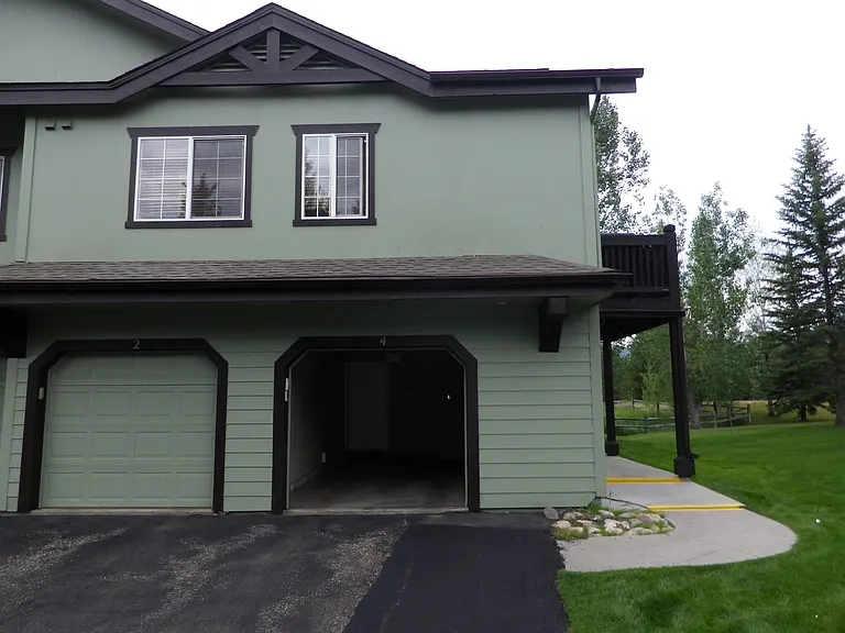 3312 Covey Cir #4 — Photo 2