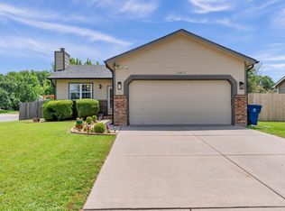 5409 Arlene St, Wichita, KS 67220