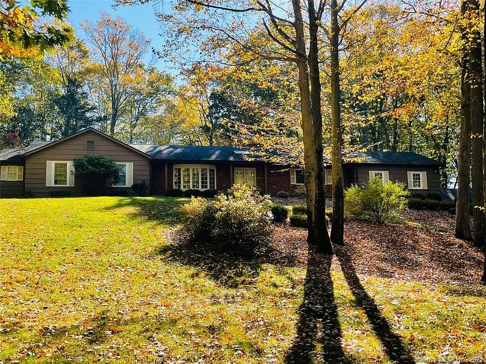 1st image of 25 King Arthur Ct