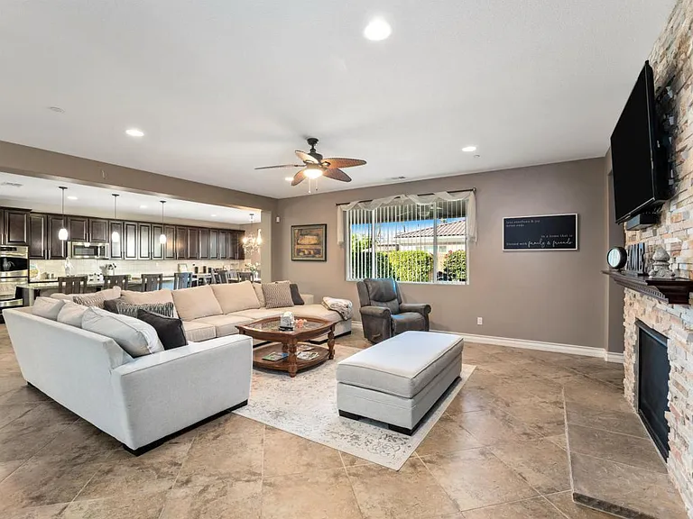 48219 Newport Bridge Pl — Photo 29