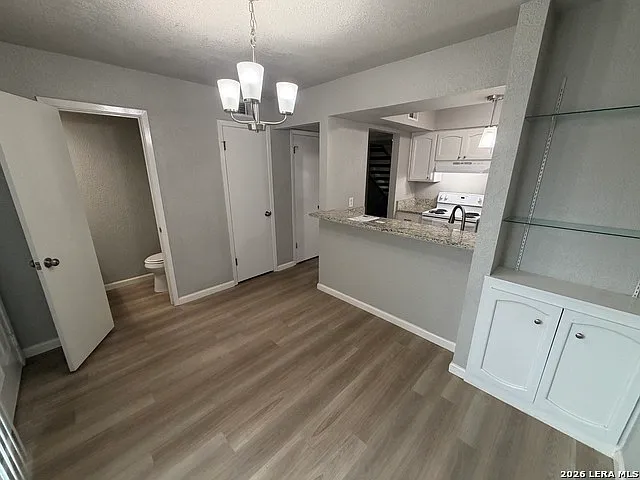2811 Woodbury Dr #201 — Photo 11