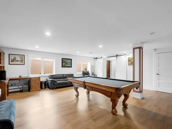 807 Edgewood Lane image 31 of 37