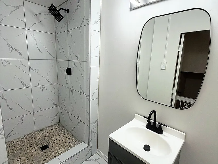 430 Orchard Pl — Photo 4