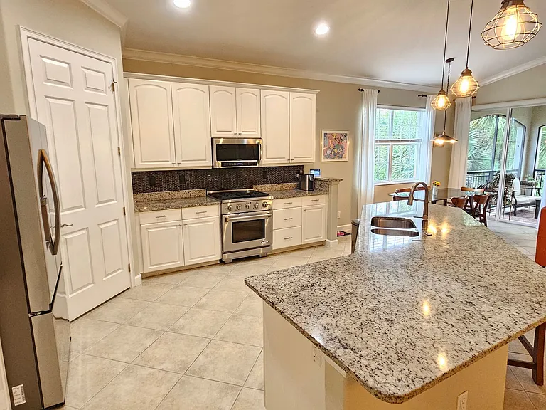 118 Bella Vista Ter #7C — Photo 25