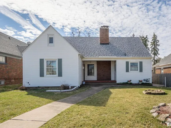 1930 Warren St, Davenport, IA 52804