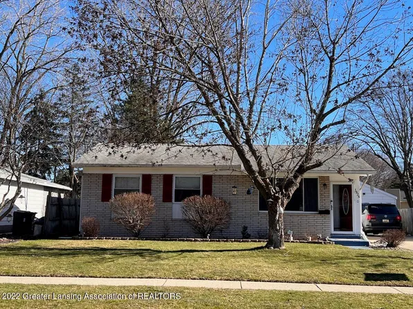 1924 Hamilton St, Holt, MI 48842