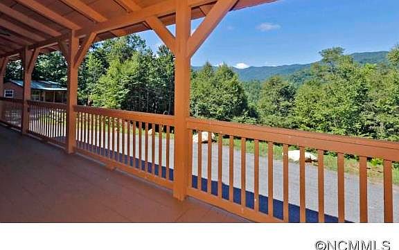 2nd image of 306 Yonah Trl