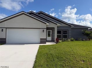 484 Westdale Ave, Lehigh Acres, FL 33972