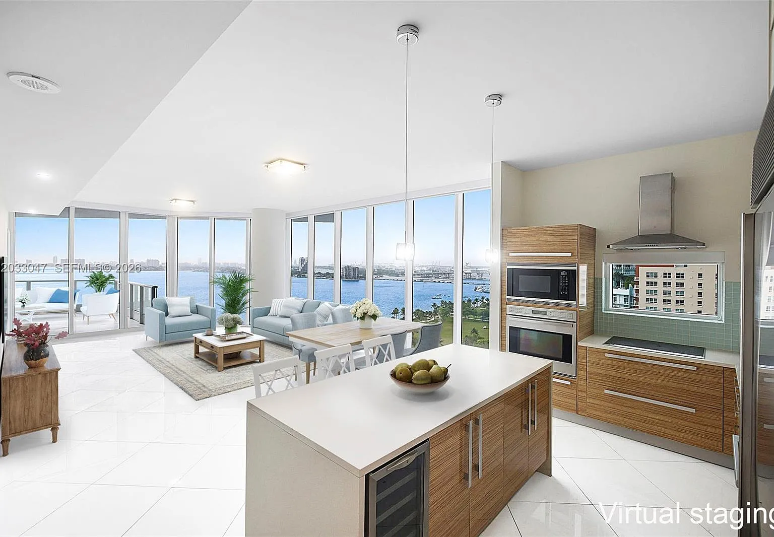 Paramount Bay Condo — Photo 1