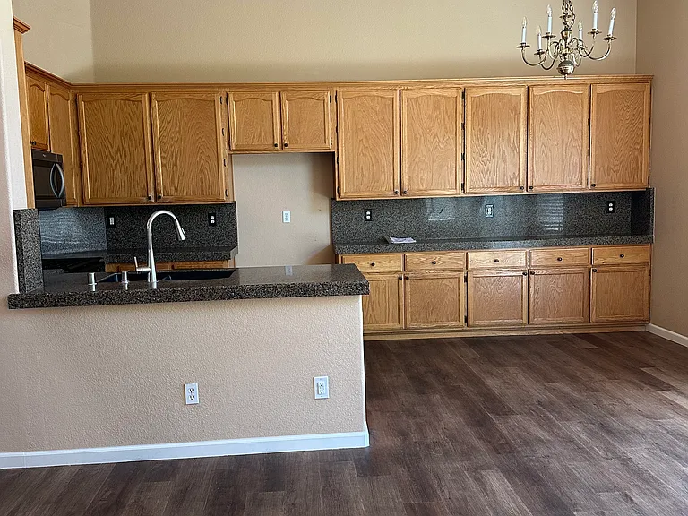 3220 Balada Way — Photo 8