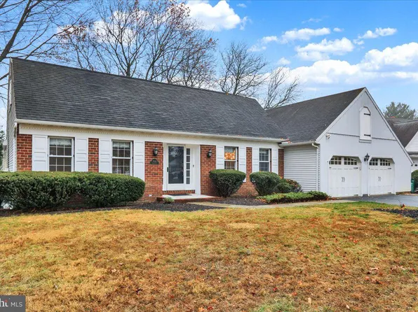 1814 Squire Ct, Wyomissing, PA 19610