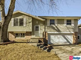 6042 N 109th St, Omaha, NE 68164