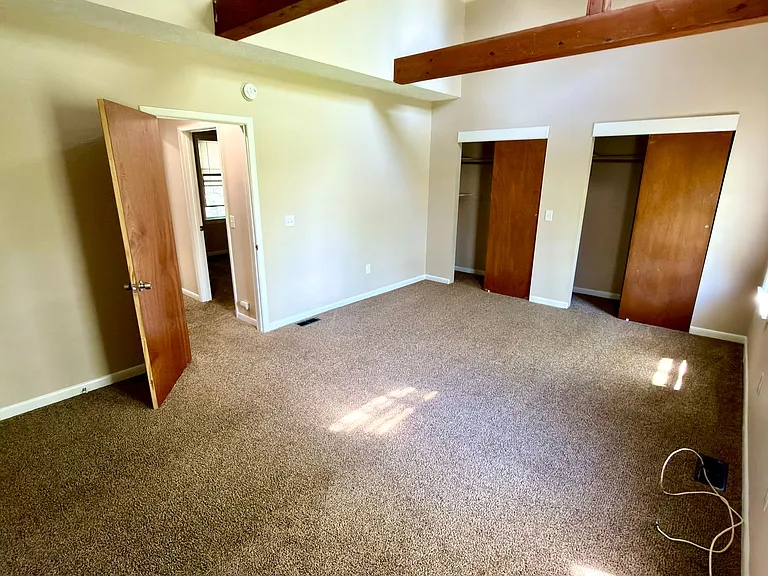463 Averill Ave — Photo 16