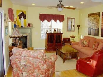 2nd image of 466 Scenic Dr