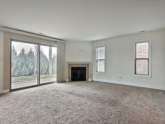 5th image of 11012 Beacon Ct