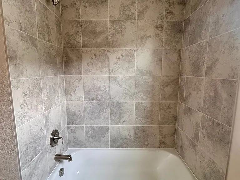 1932 Erin Loop — Photo 13
