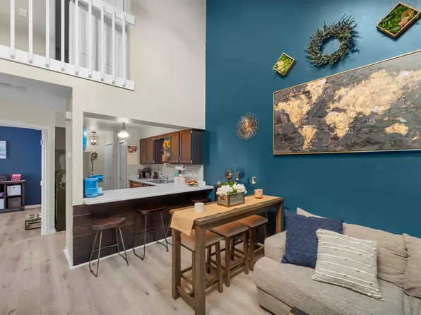 1109 McKenna Blvd APT A, Madison, WI 53719