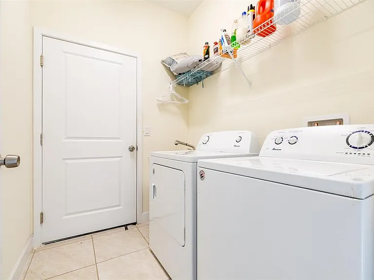 520 Nogales Ct — Photo 38