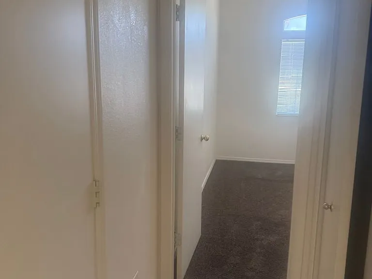 6000 Ursa Ave NW — Photo 8