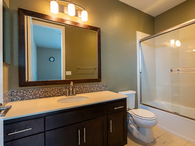 3881 Highpointe Ct — Photo 22