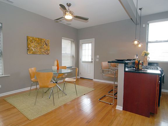 4th image of 1336 W Granville Ave #3