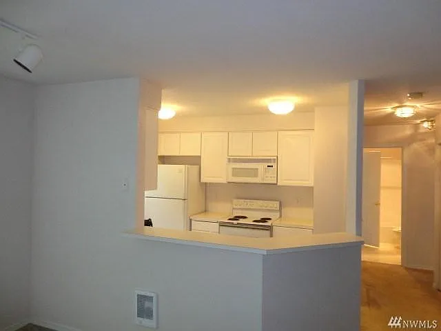1131 115th St SW #H106 — Photo 3