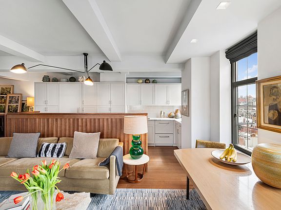 5th image of 465 W 23rd St APT 12C