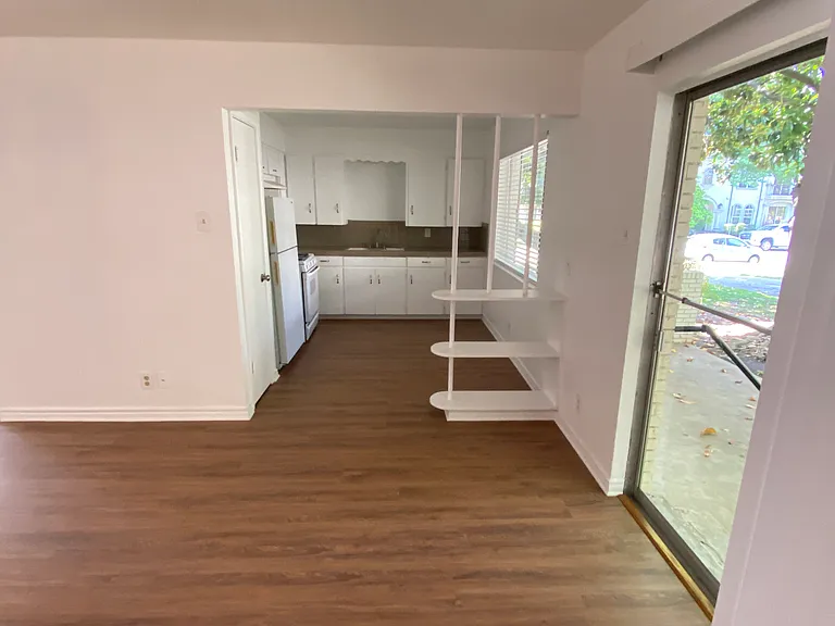 5823 McCommas Blvd #A — Photo 8