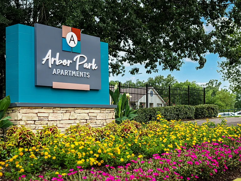 Arbor Park Apartments — Photo 19