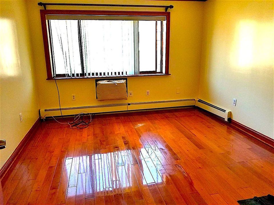 1st image of 2230 97th St APT 2