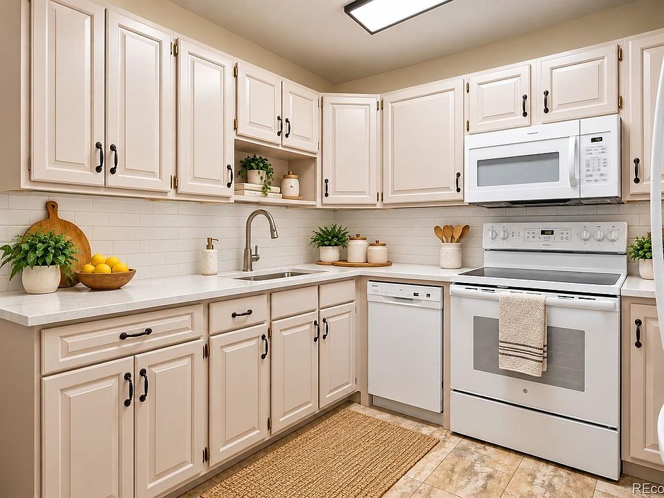 1st image of 620 S Alton Way #7A