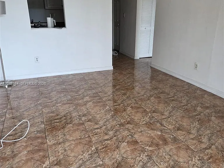 14601 N Kendall Dr #304K — Photo 15
