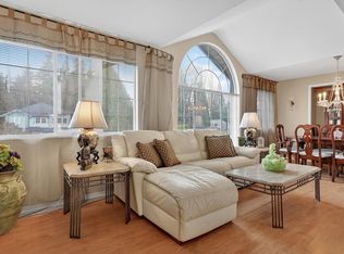 2996 Marcellin Pl, Coquitlam, BC V3C 6E7